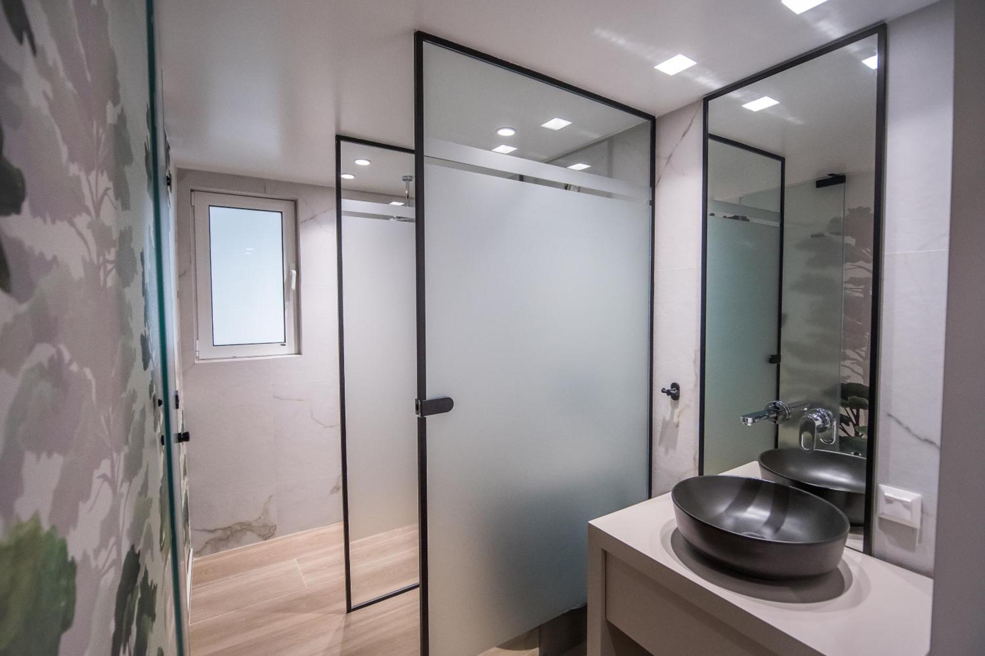 Millennial Apartments Trikoupi Афины Экстерьер фото