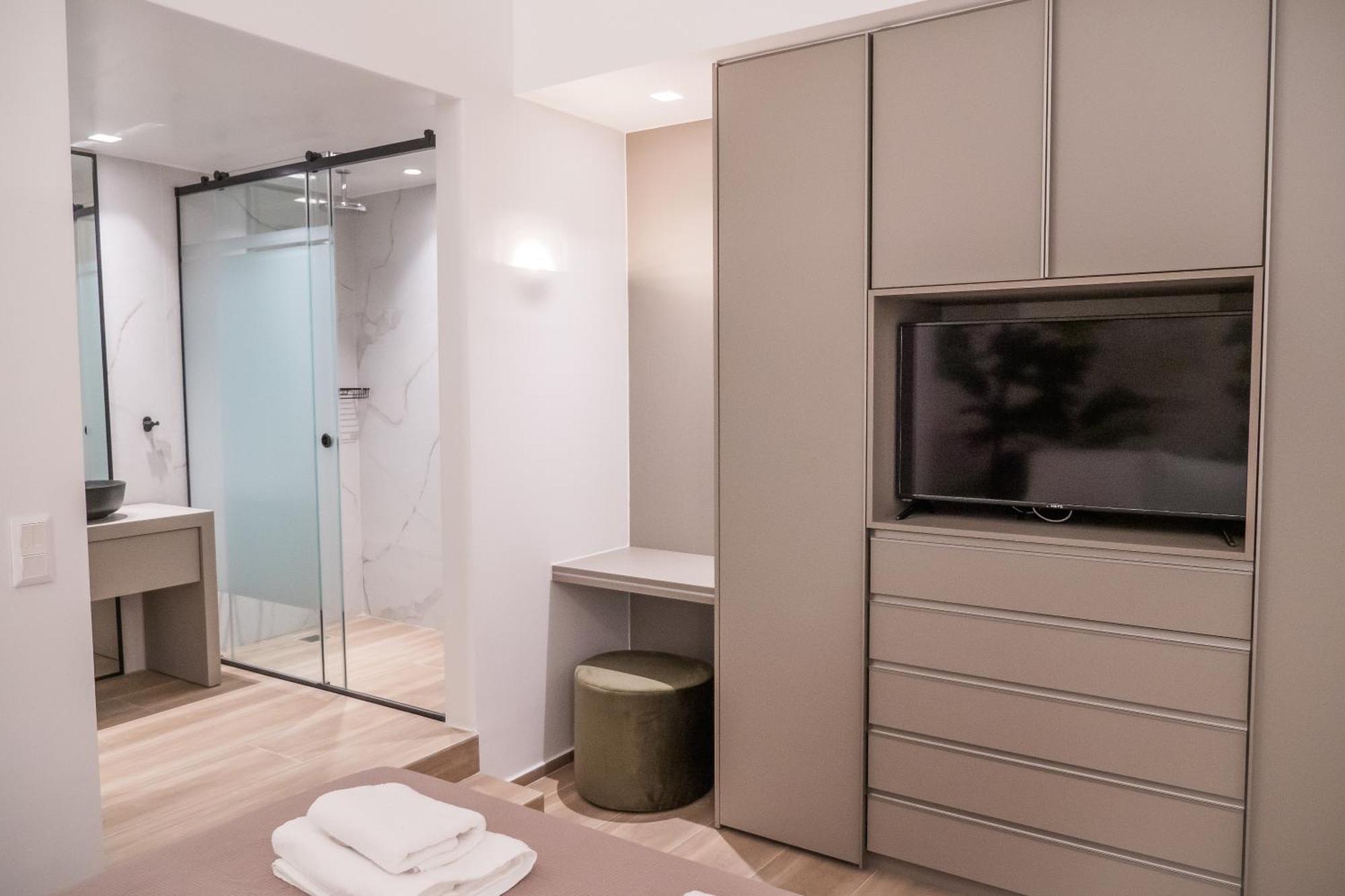 Millennial Apartments Trikoupi Афины Экстерьер фото